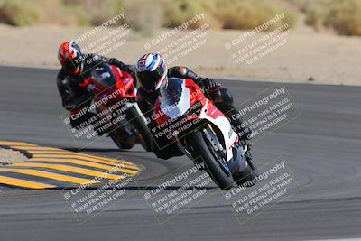 media/Oct-08-2022-SoCal Trackdays (Sat) [[1fc3beec89]]/Turn 10 (945am)/